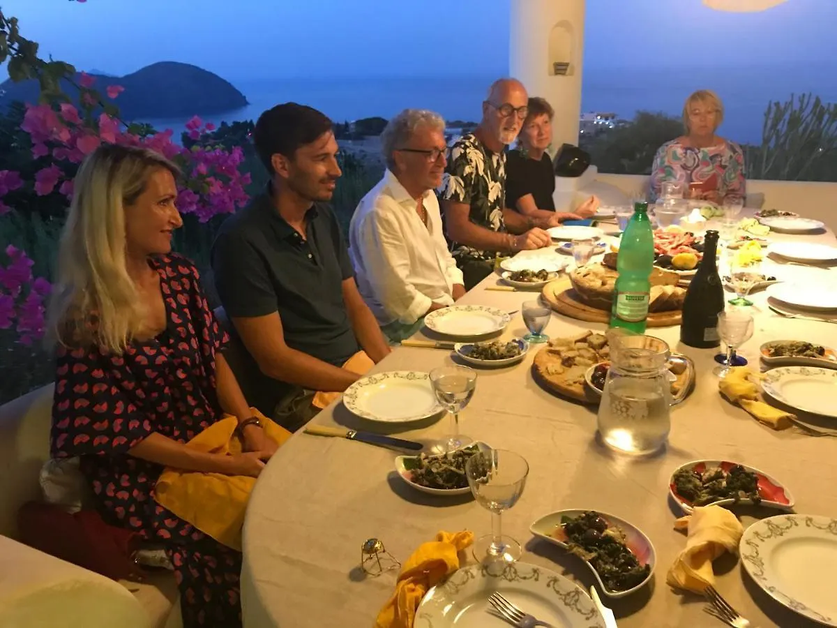 B&B Al Salvatore Di Lipari 리파리