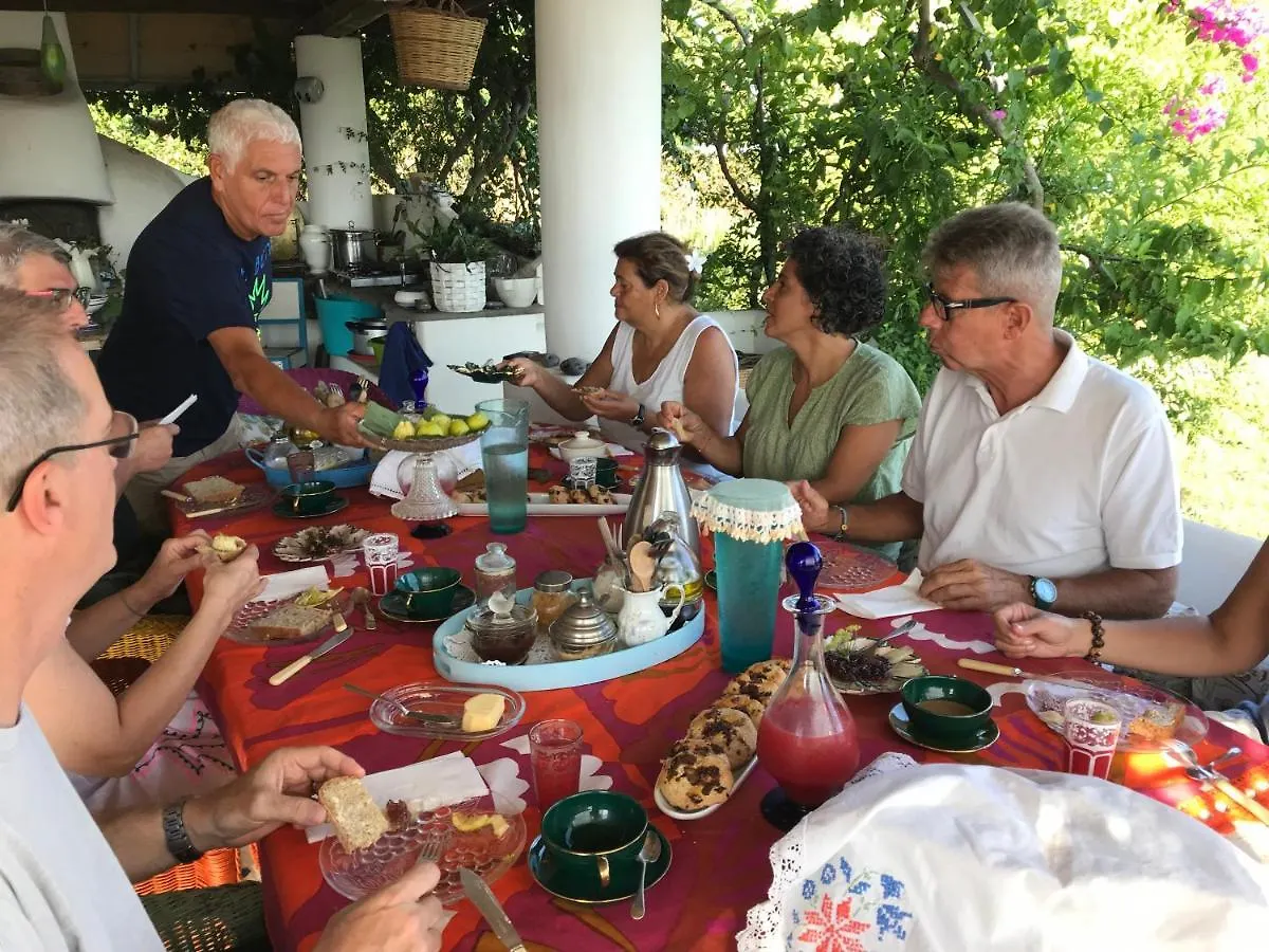 B&B Al Salvatore Di Lipari לינה וארוחת בוקר