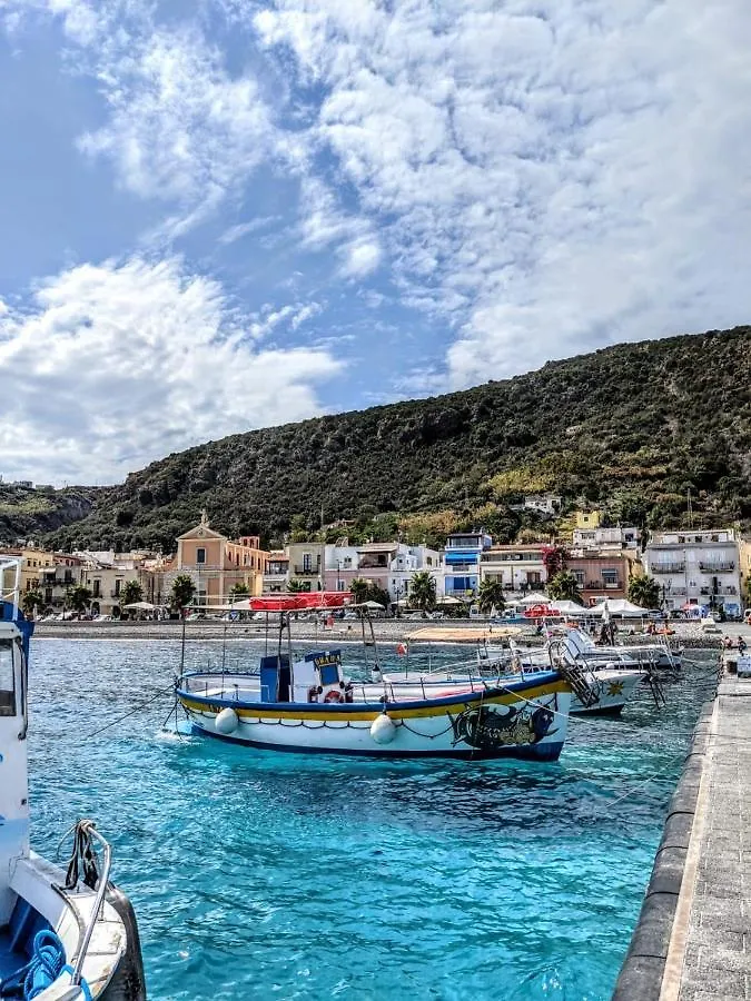 B&B Al Salvatore Di Lipari リーパリ