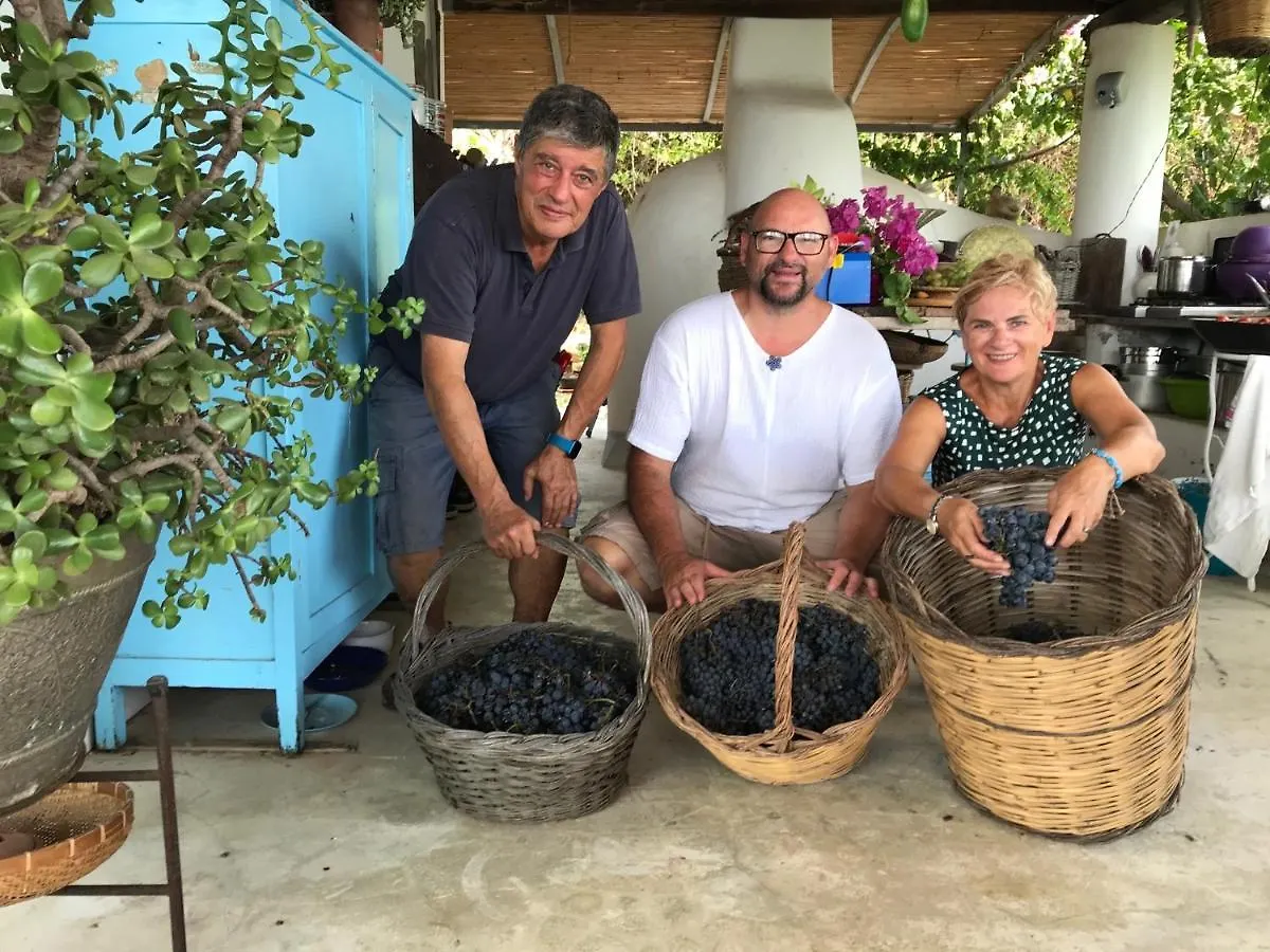 B&B Al Salvatore Di Lipari לינה וארוחת בוקר